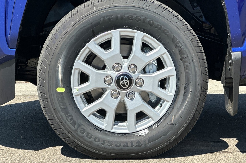 2025 Toyota Tacoma SR5 photo 24
