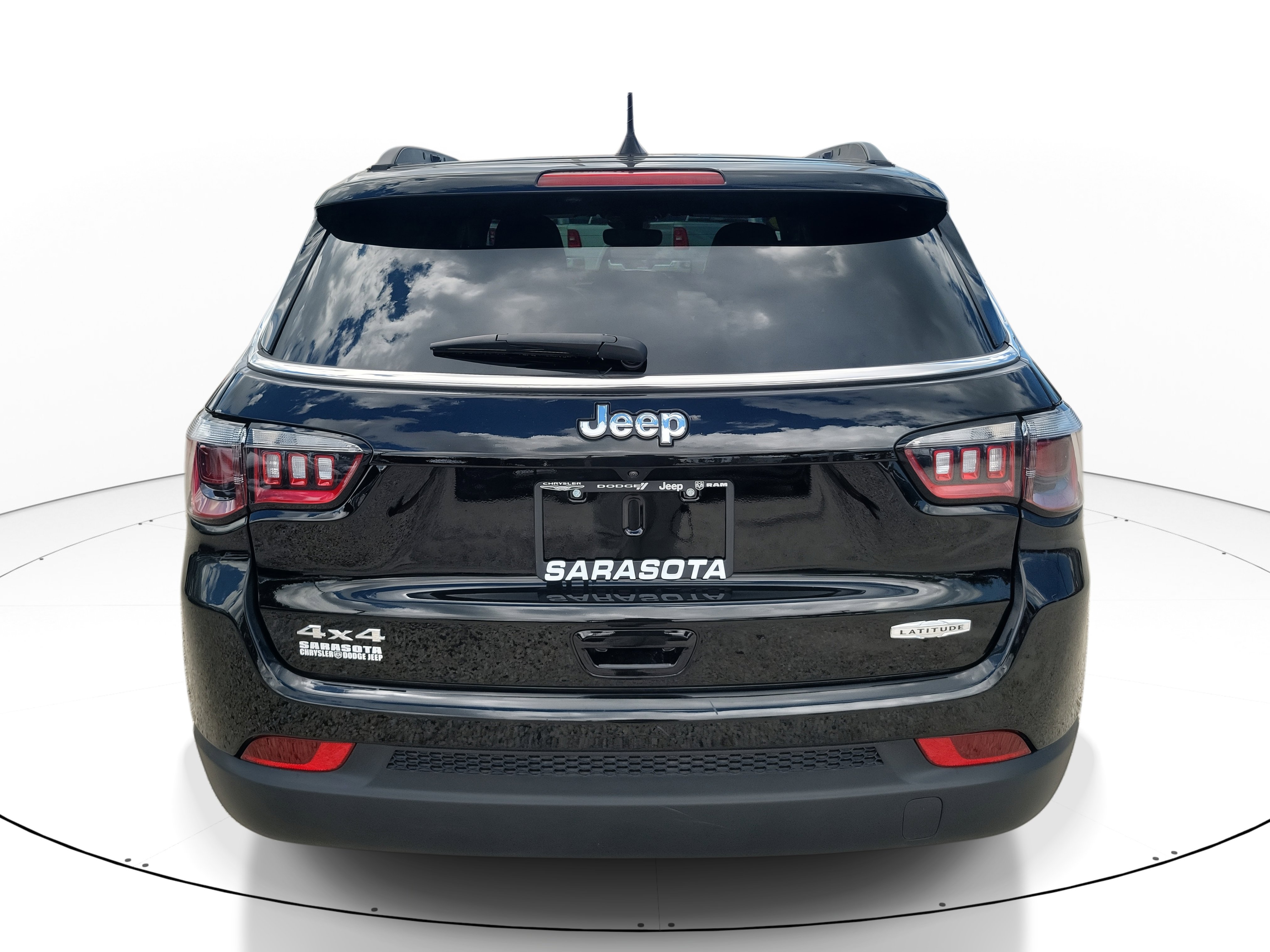 2025 Jeep Compass Latitude photo 5