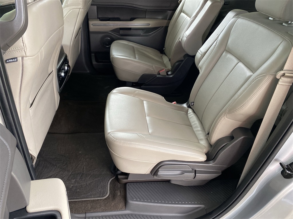 2021 Ford Expedition MAX XLT photo 26