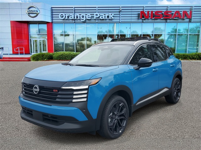 2025 Nissan Kicks SR photo 2