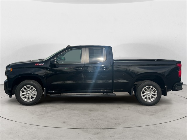 2019 Chevrolet Silverado 1500 RST photo 2