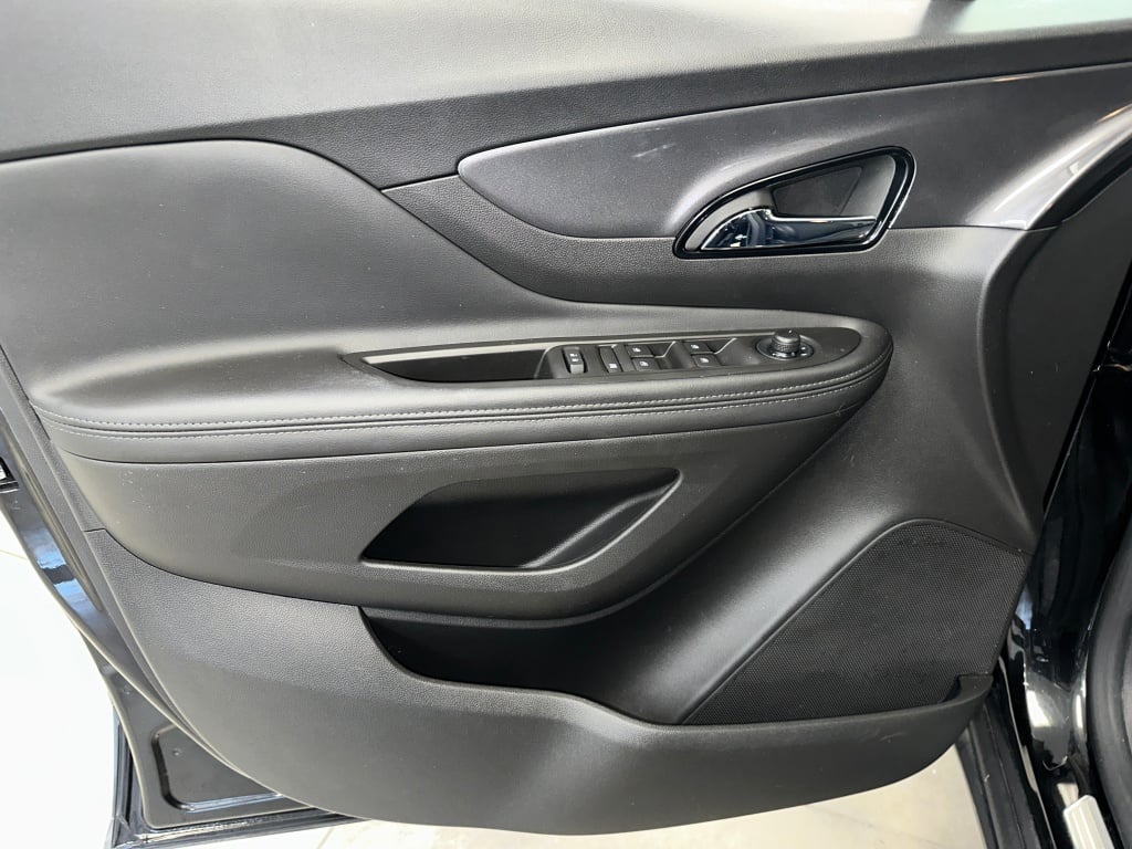 2022 Buick Encore Preferred photo 4