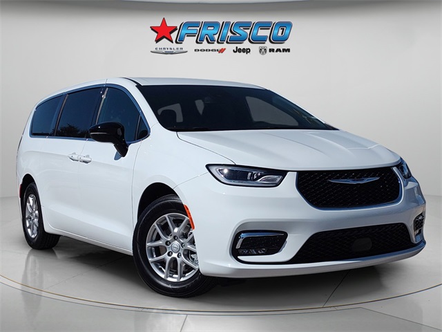 2026 Chrysler Pacifica Select's photo