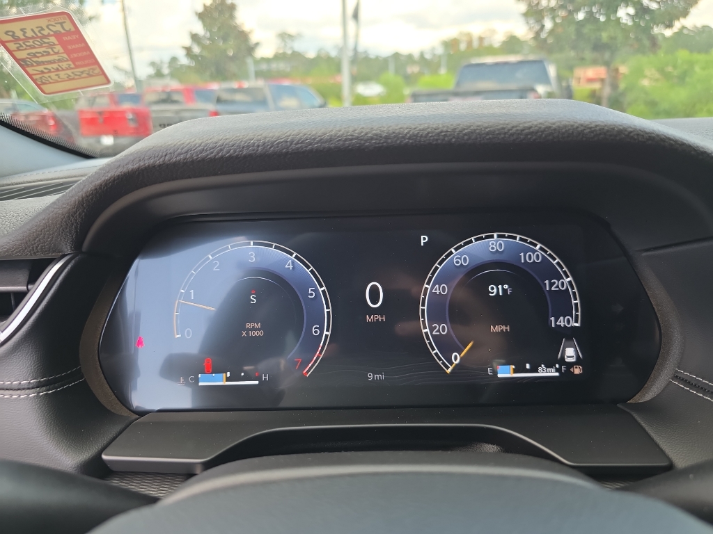 2025 Jeep Grand Cherokee Laredo X photo 16