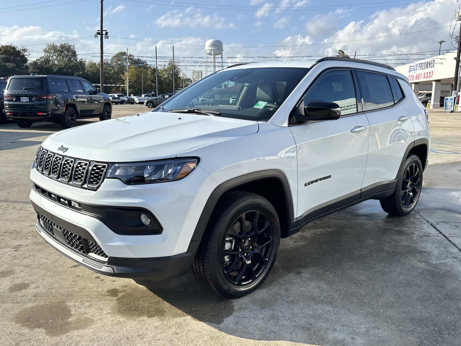 2026 Jeep Compass Latitude Altitude photo 2