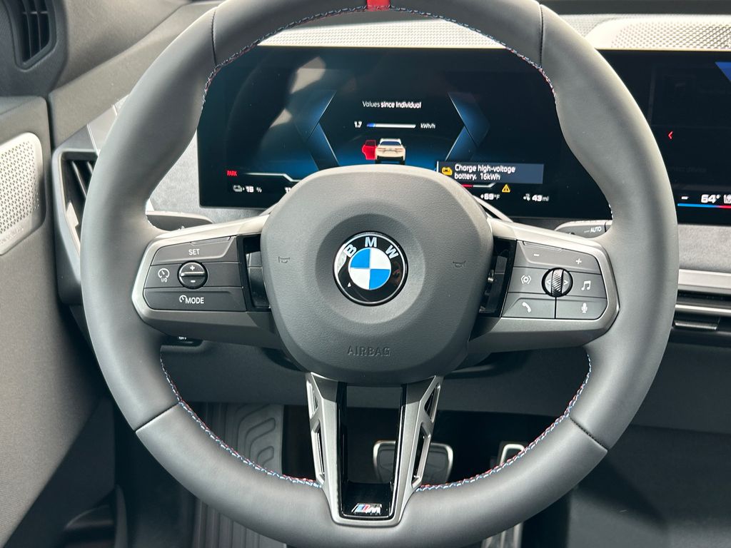 2026 Bmw iX iX M70 photo 18