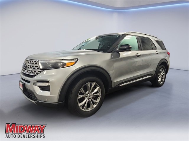 2023 Ford Explorer Limited's photo