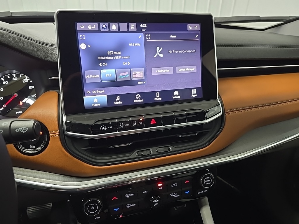 2023 Jeep Compass Limited photo 23