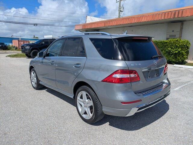 2015 Mercedes Benz ML 350 photo 3