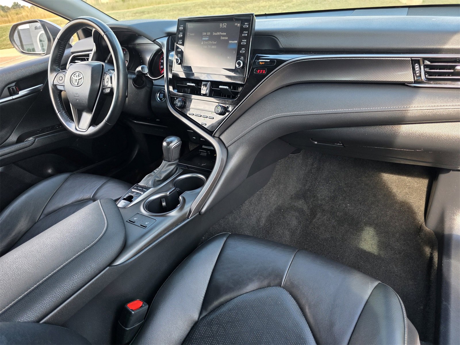 2022 Toyota Camry XSE photo 26