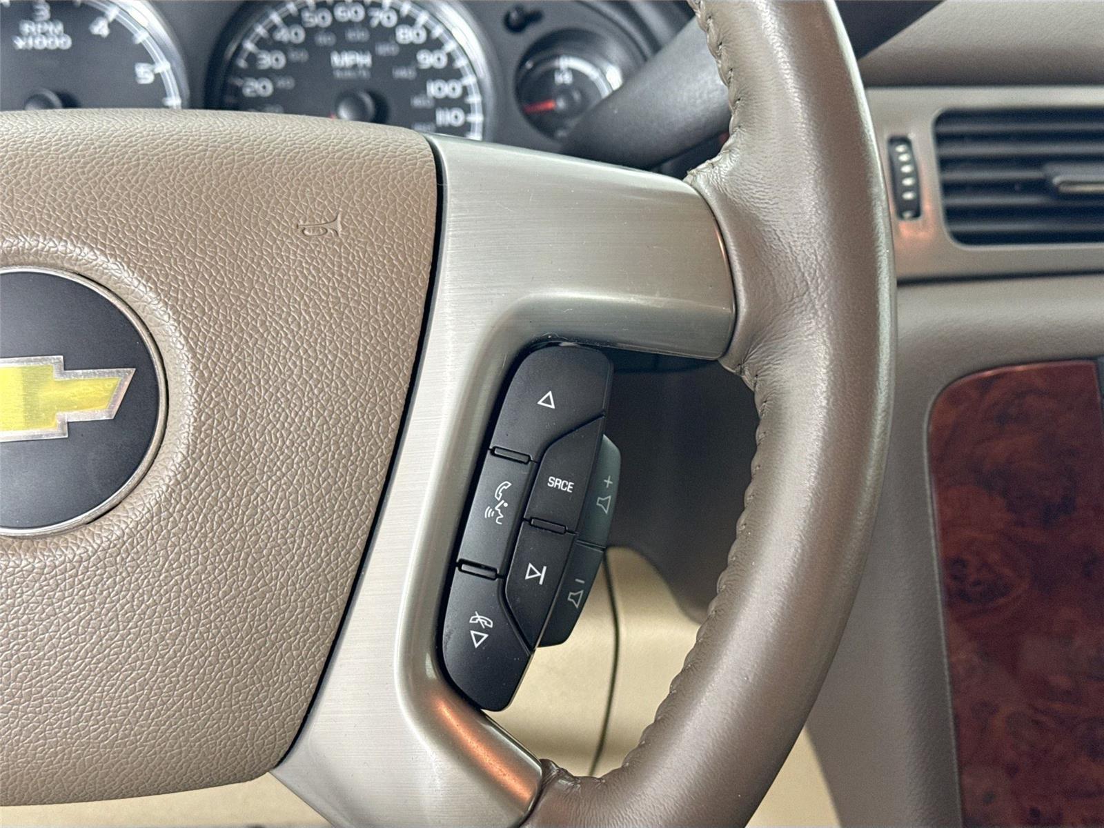 2013 Chevrolet Tahoe LT photo 17