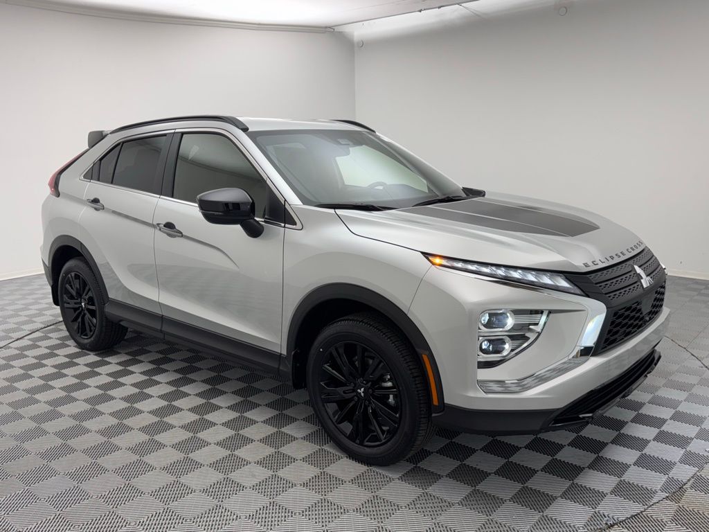 2025 Mitsubishi Eclipse Cross SEL photo 3