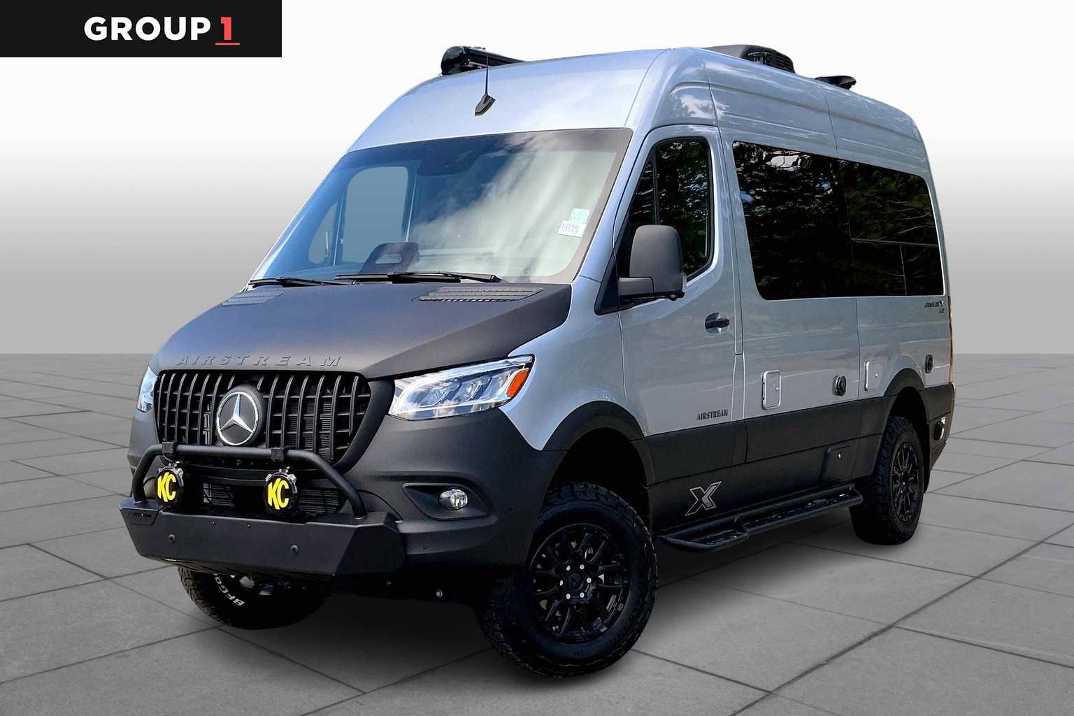 New 2025 Mercedes-Benz Sprinter Cargo Van Van in Houston #ST210946