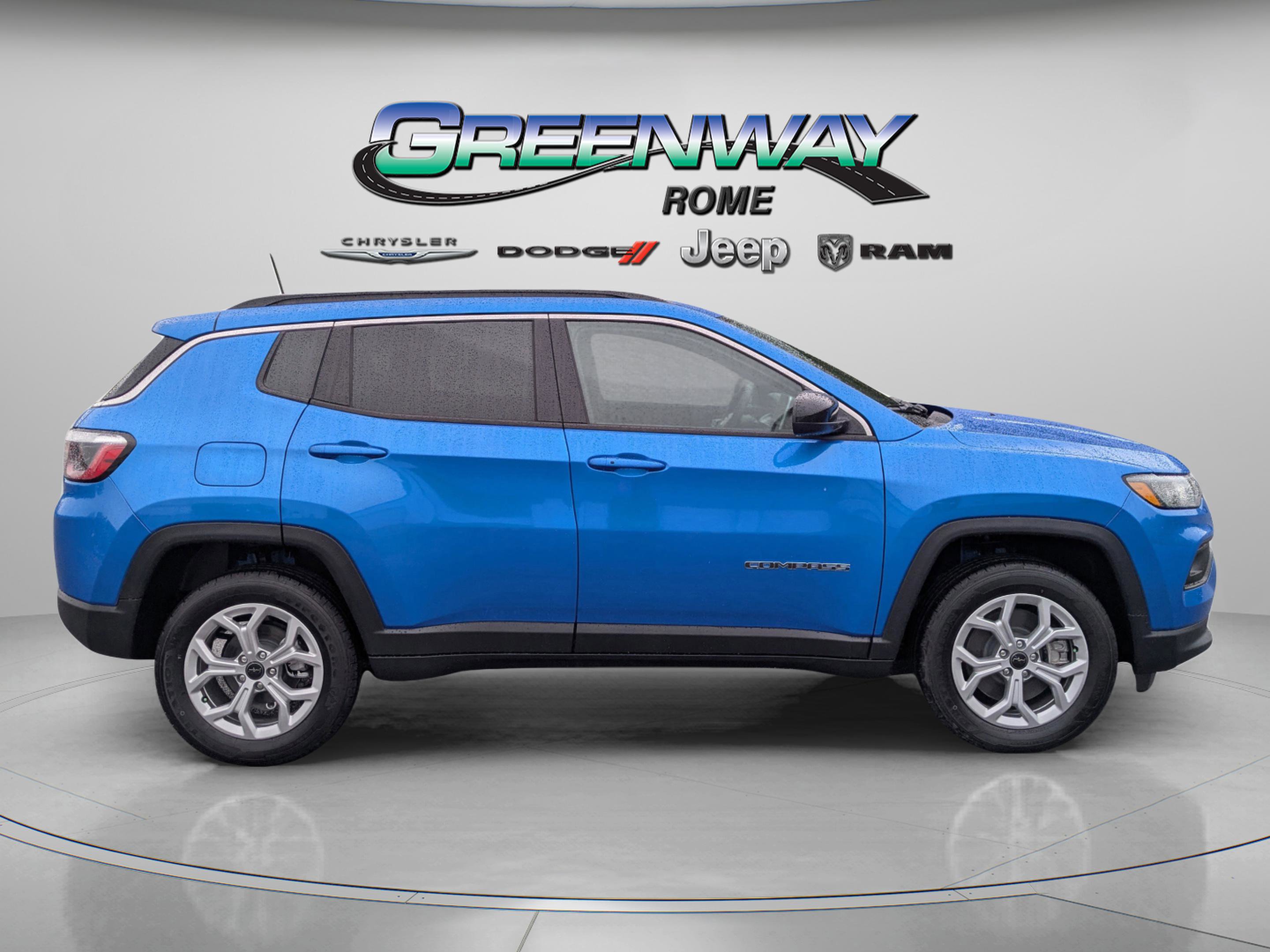 2025 Jeep Compass Latitude photo 7