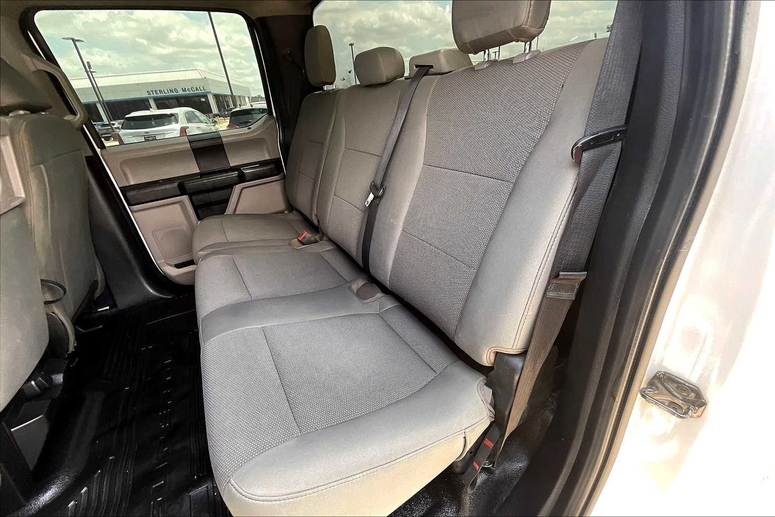 2021 Ford F-350 XL photo 18