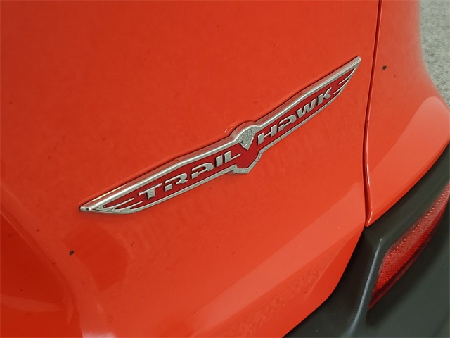 2021 Jeep Cherokee Trailhawk photo 23