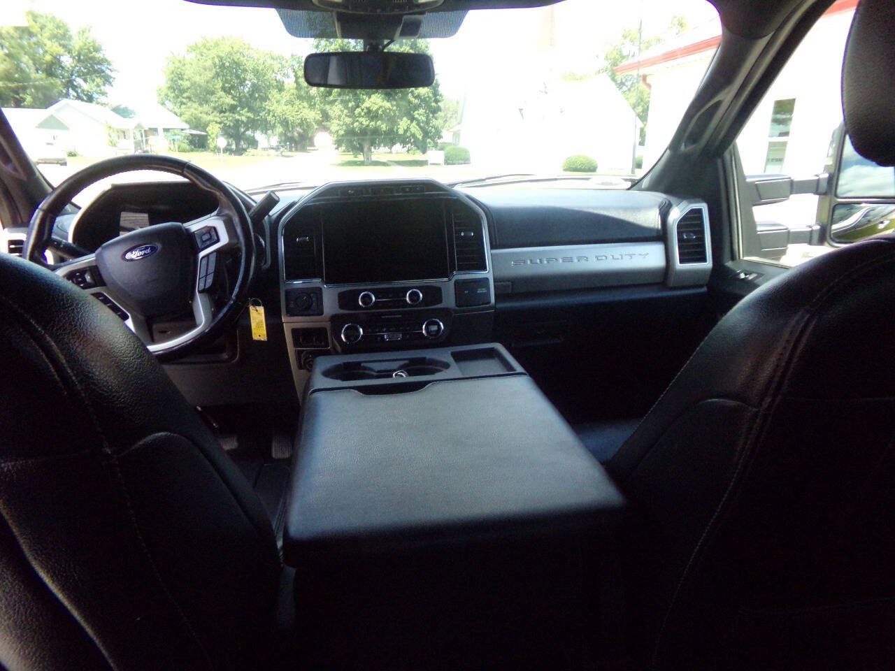 2022 Ford F-250 Lariat photo 9