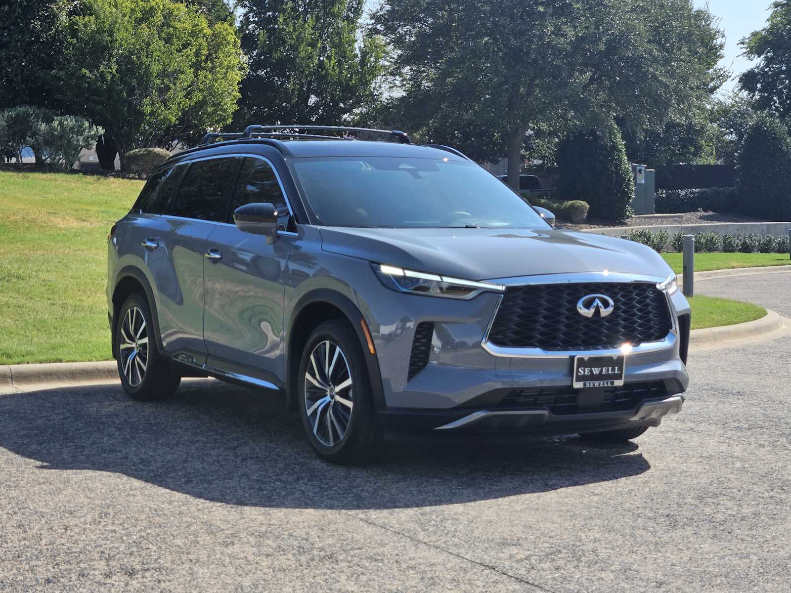 2025 Infiniti QX60 Autograph AWD photo 2