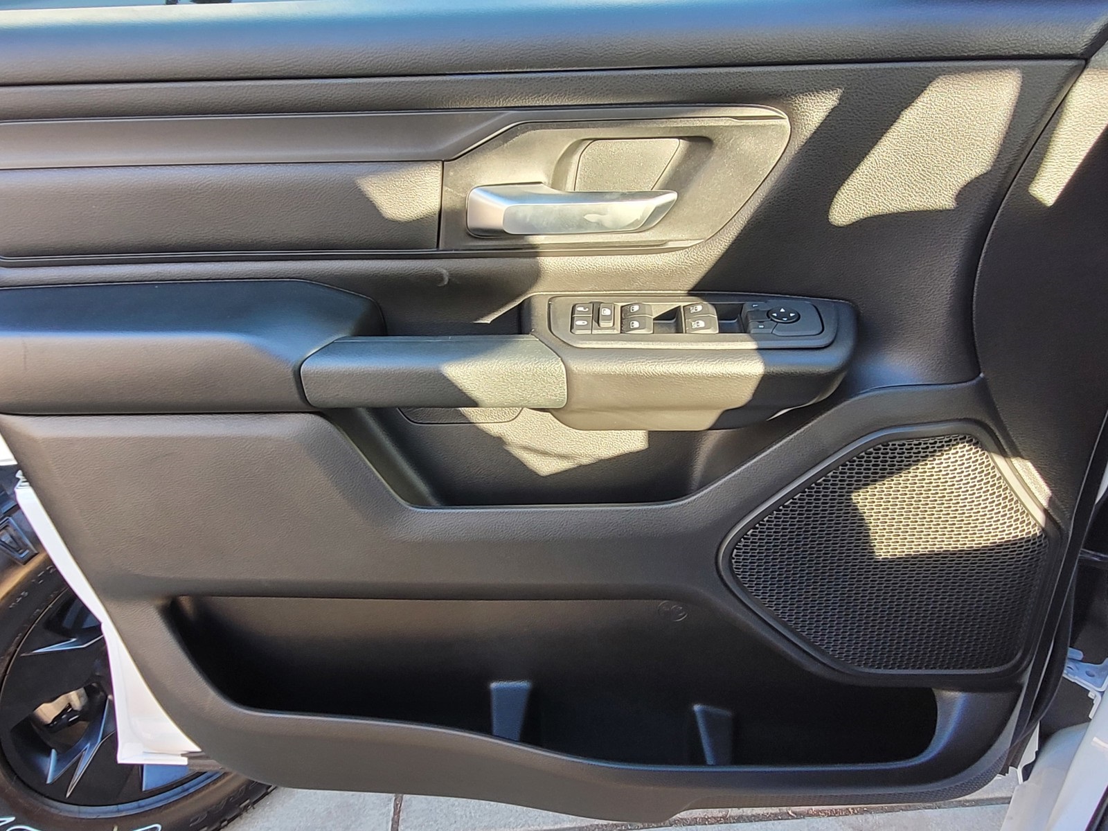 2025 Ram 1500 Tradesman photo 19