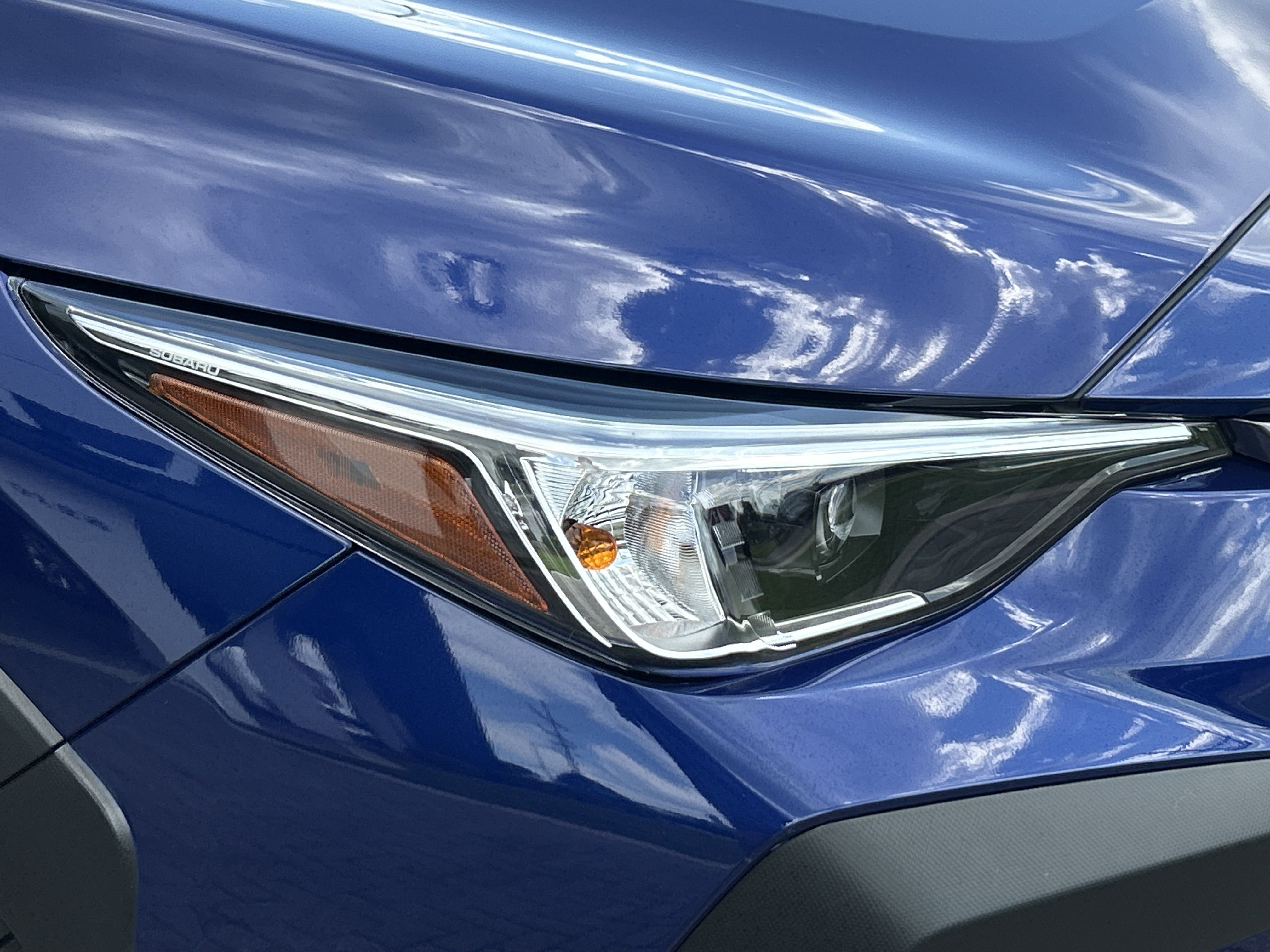 2025 Subaru Crosstrek Premium photo 2