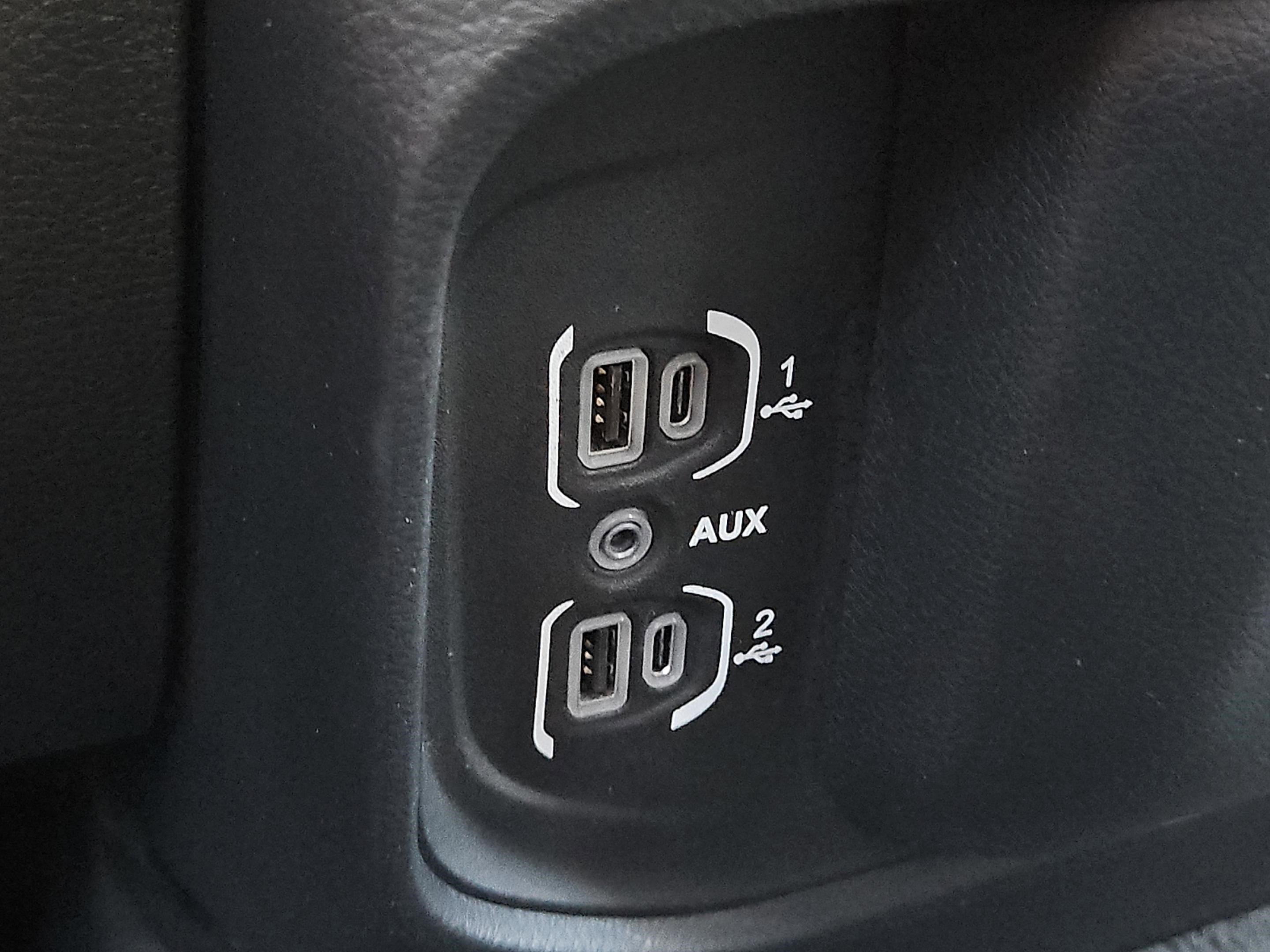 2022 Ram 1500 photo 36