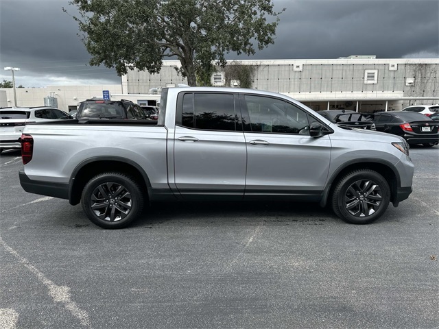 2021 Honda Ridgeline Sport photo 4