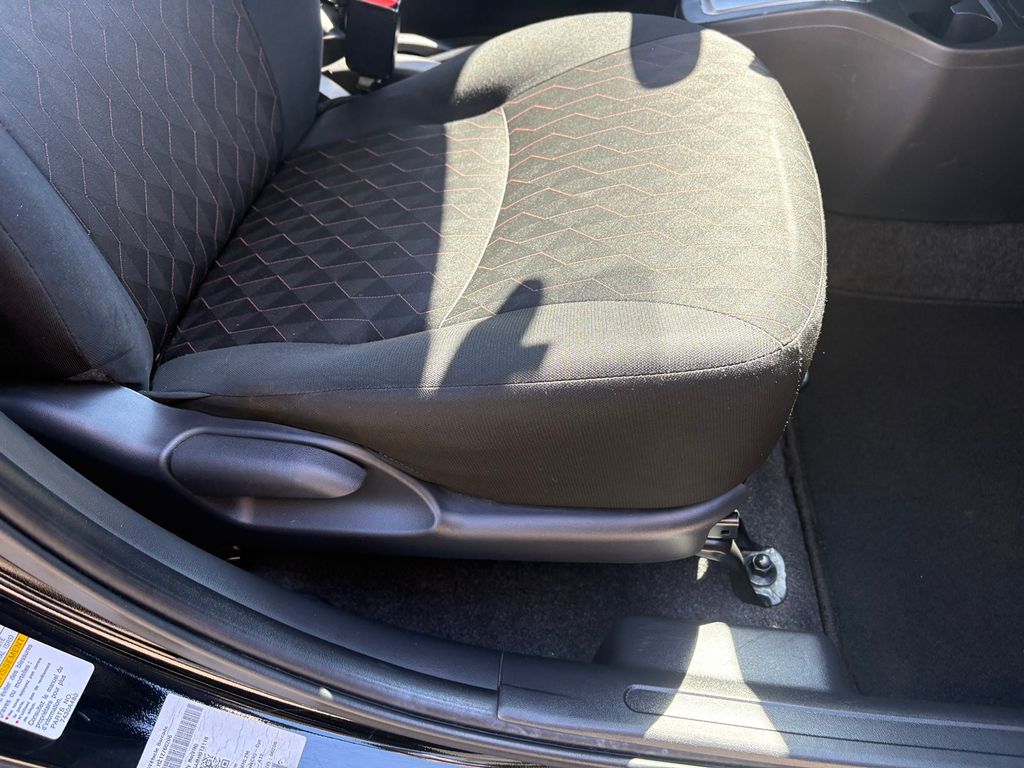 2021 Mitsubishi Mirage ES photo 23