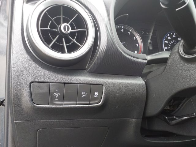 2022 Hyundai Kona SEL N Line photo 22