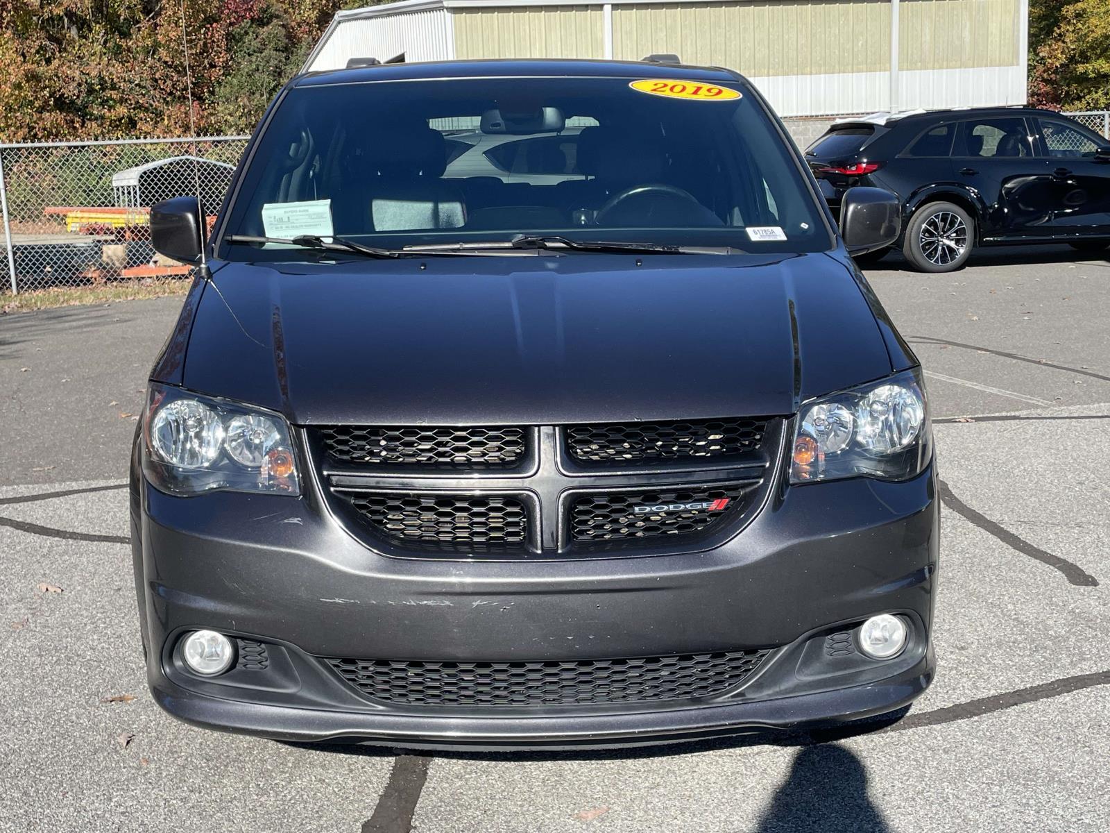 2019 Dodge Grand Caravan GT photo 2