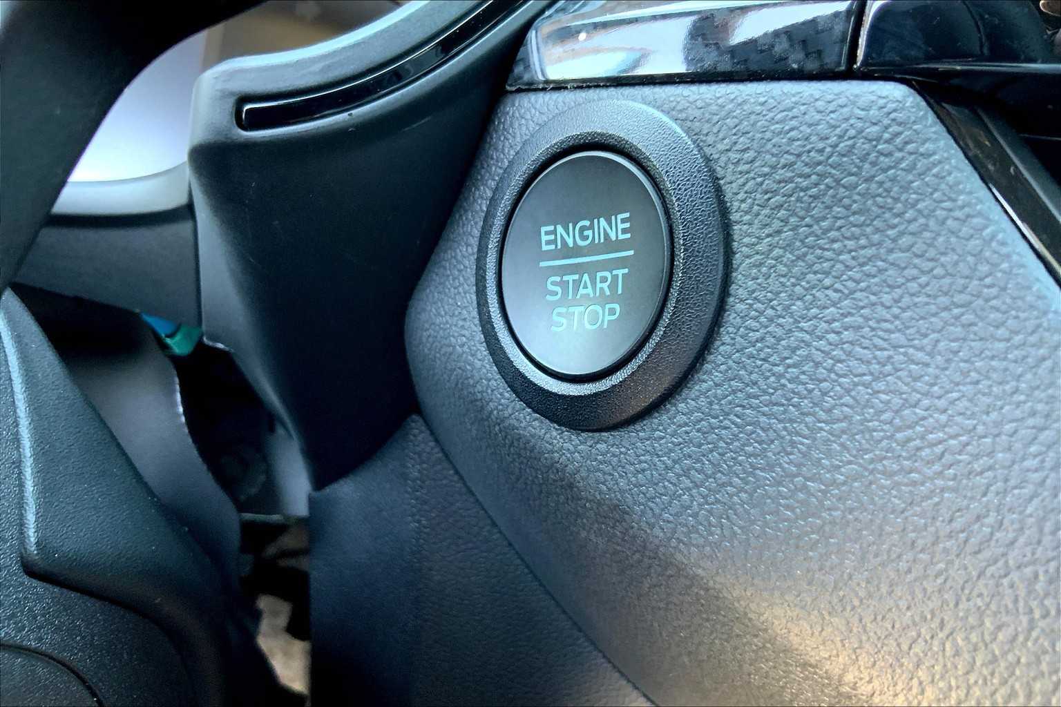 2024 Ford Escape ST-Line photo 31