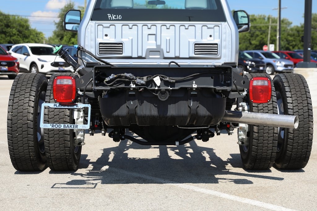 2024 Ford F-550 XL photo 13