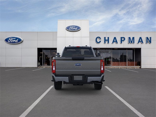2025 Ford F-350 XLT photo 2