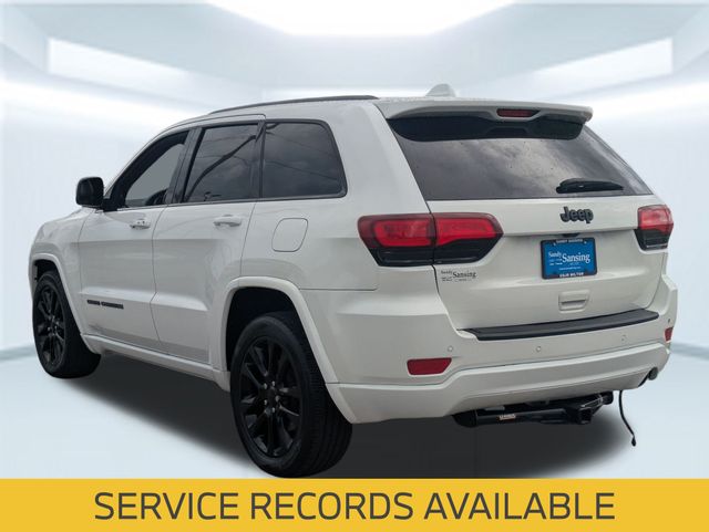 2021 Jeep Grand Cherokee Laredo X Altitude photo 3