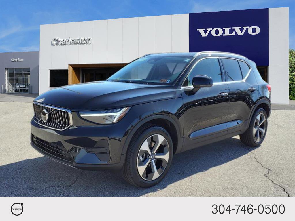 2025 Volvo XC40 Core photo 6