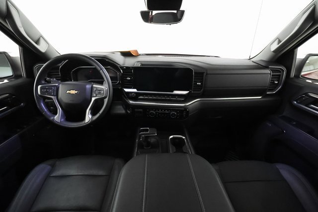 2023 Chevrolet Silverado 1500 LTZ photo 4