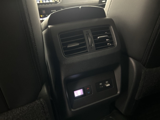 2021 Nissan Rogue SL photo 26
