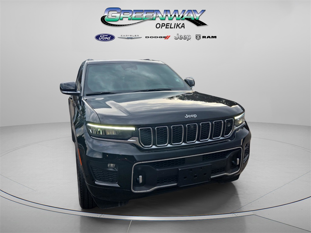 2024 Jeep Grand Cherokee Overland's photo