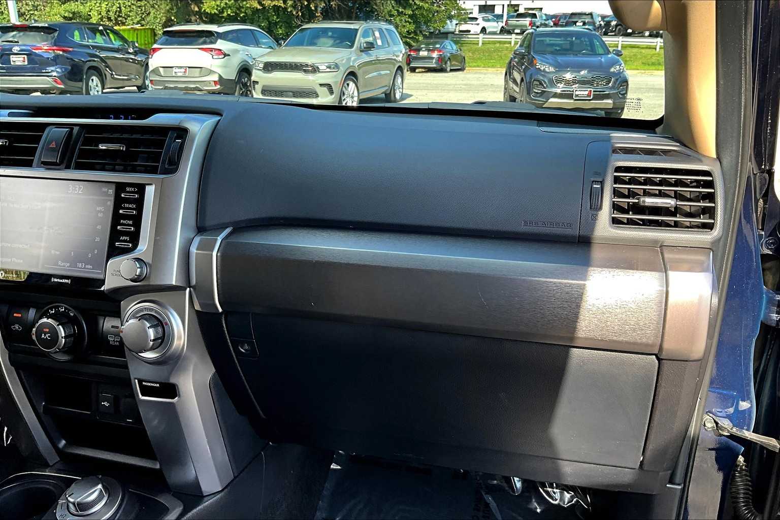 2021 Toyota 4Runner SR5 4WD photo 14