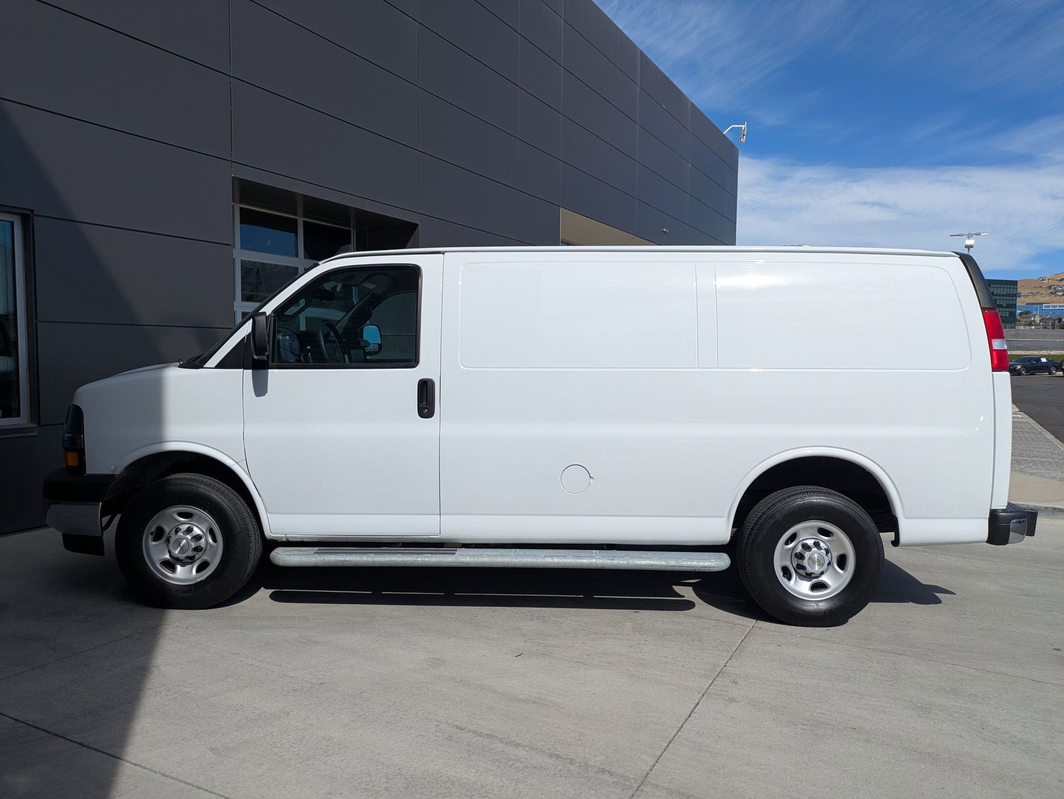 2023 Chevrolet Express Cargo Van photo 9