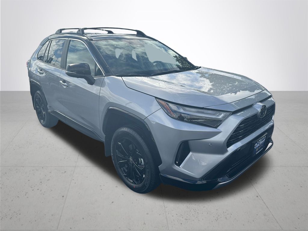 2025 Toyota RAV4 Hybrid XSE photo 5