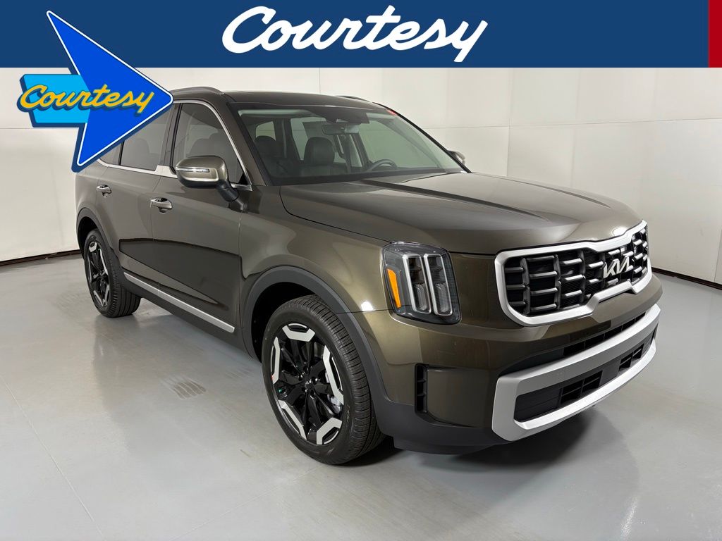 2025 Kia Telluride S's photo