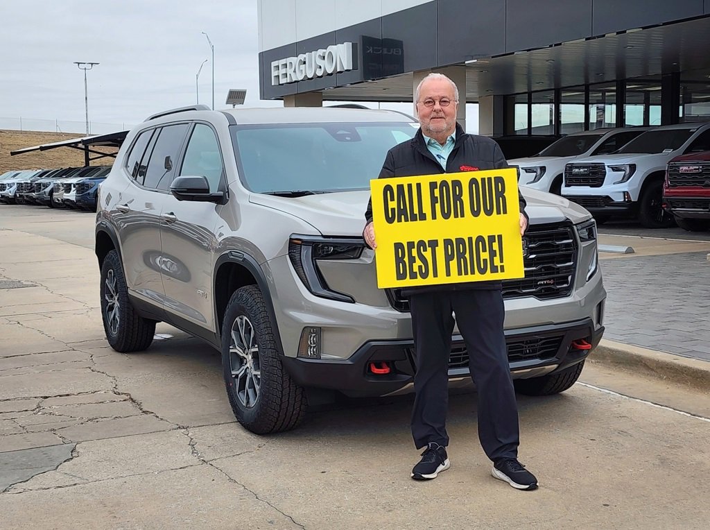 2026 GMC Acadia AT4's photo