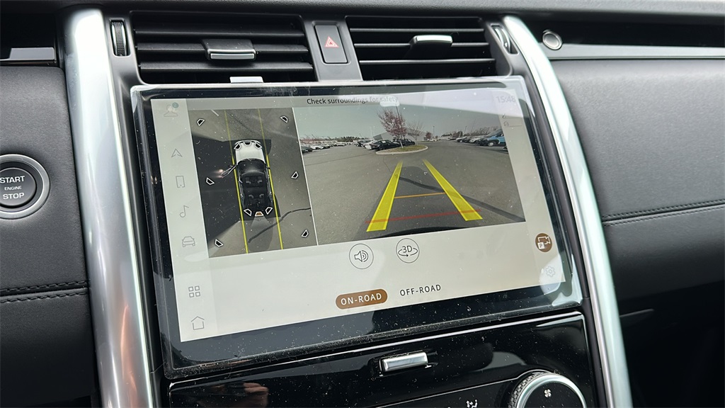 2025 Land Rover Discovery S photo 18