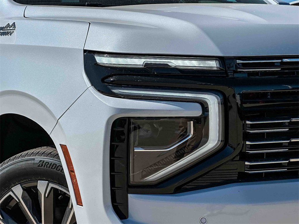 2026 Chevrolet Tahoe High Country photo 3