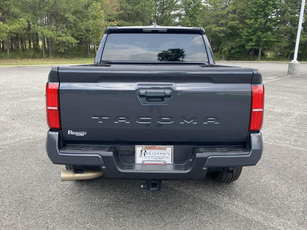 2024 Toyota Tacoma SR5 Double Cab photo 3