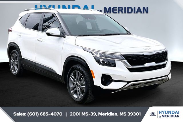 2023 Kia Seltos S's photo