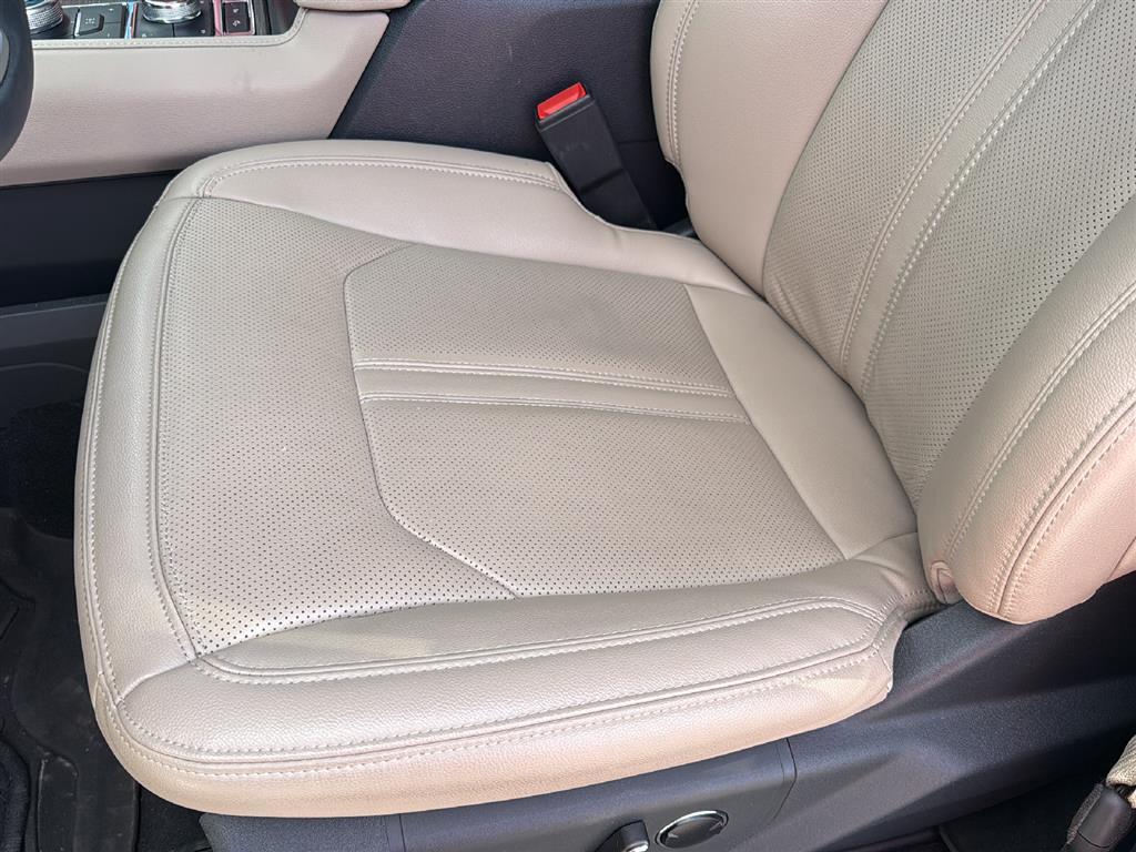 2024 Ford Expedition MAX Limited photo 4