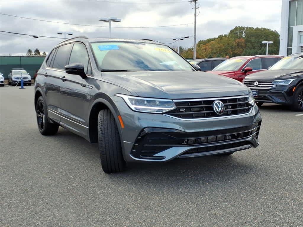 2024 Volkswagen Tiguan SE R-Line Black photo 3