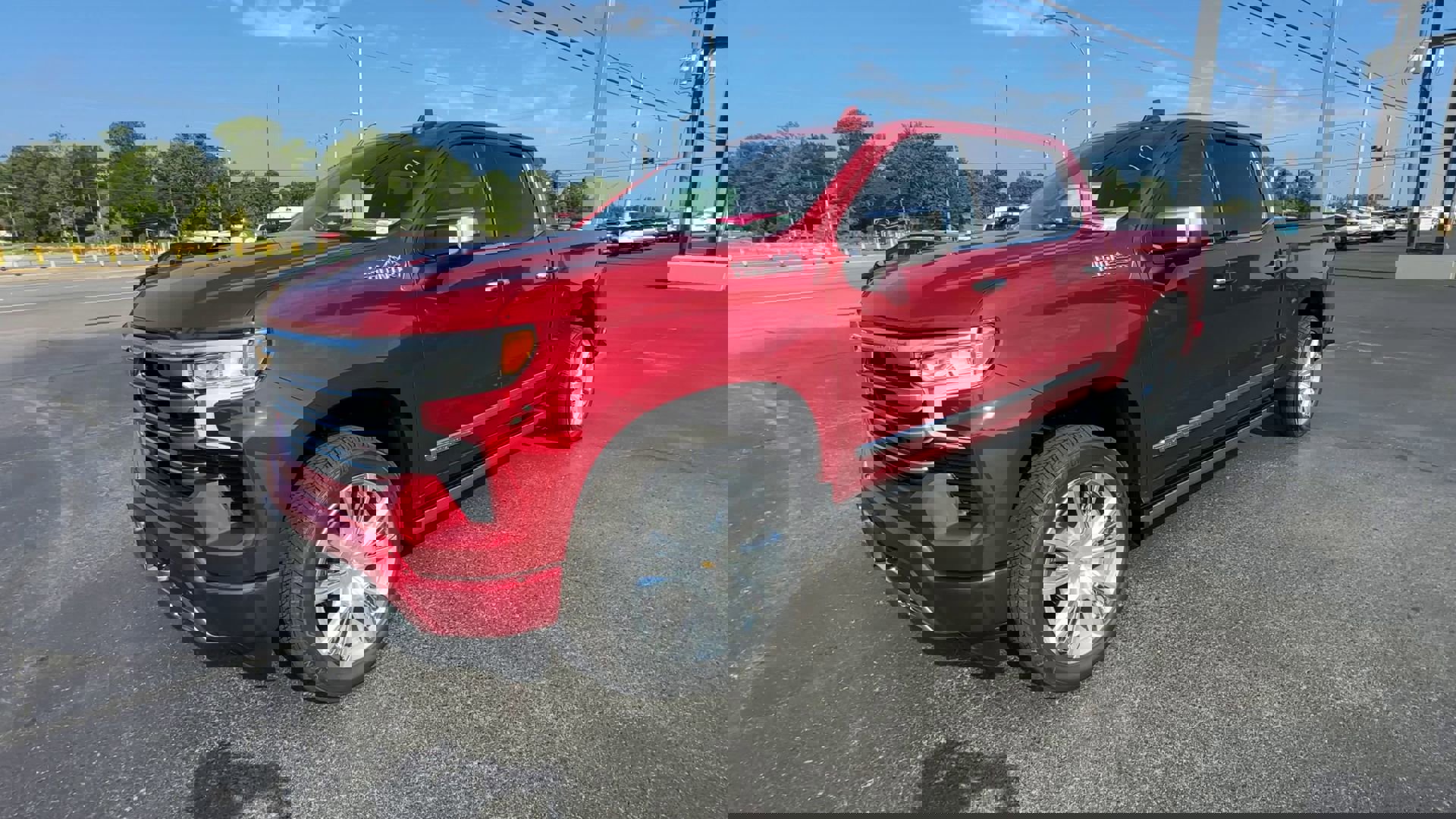 2025 Chevrolet Silverado 1500 High Country photo 3