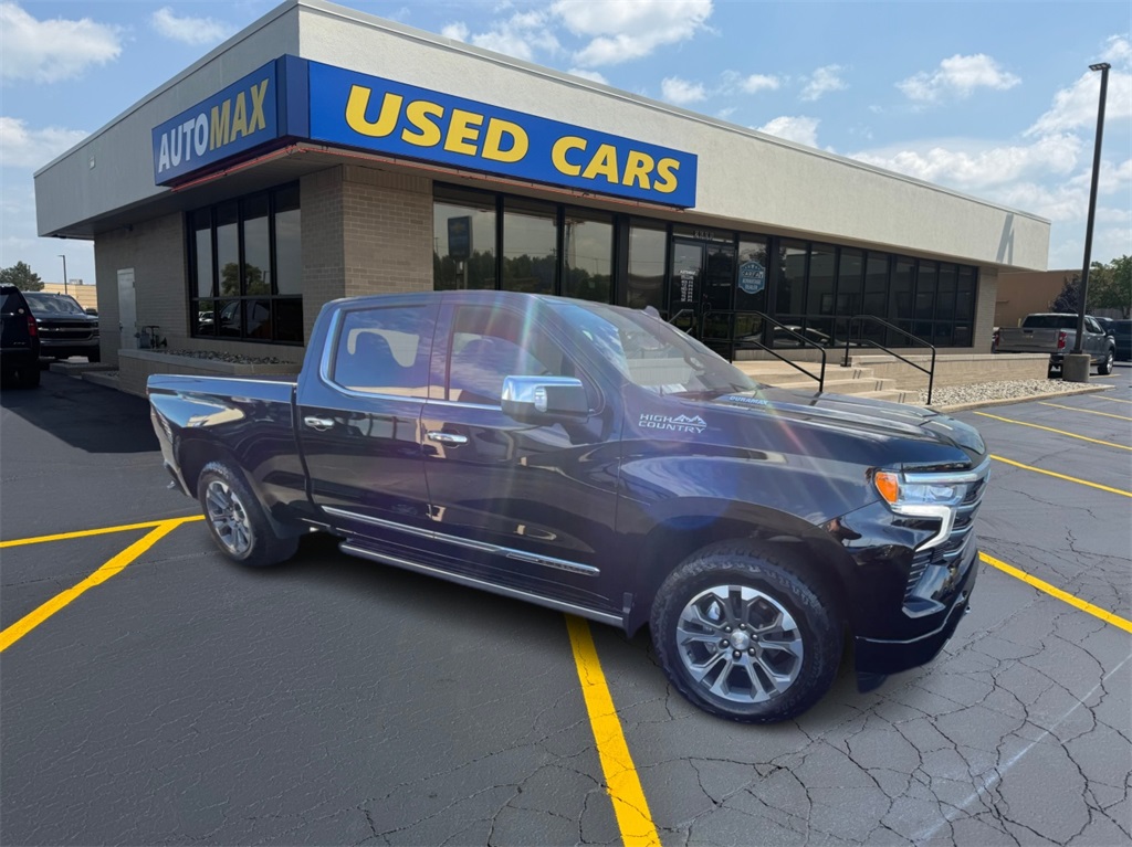 2022 Chevrolet Silverado 1500 High Country photo 3